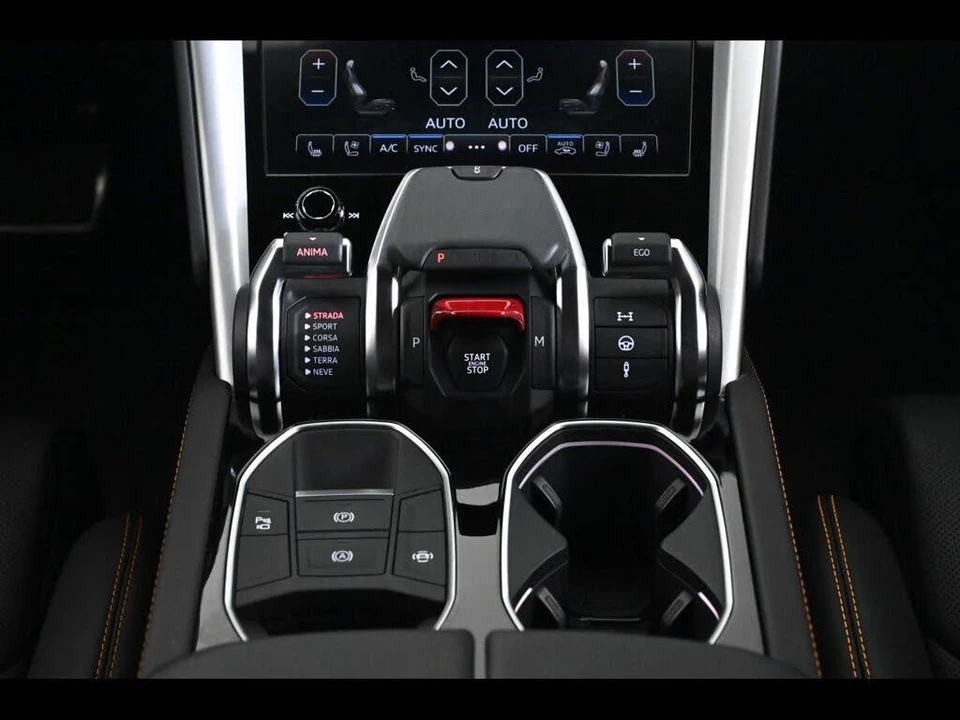 2020 Lamborghini Urus - Image 14 of 31