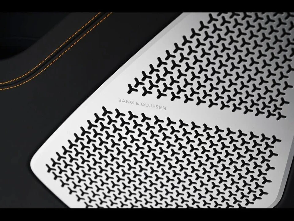 2020 Lamborghini Urus - Image 20 of 31