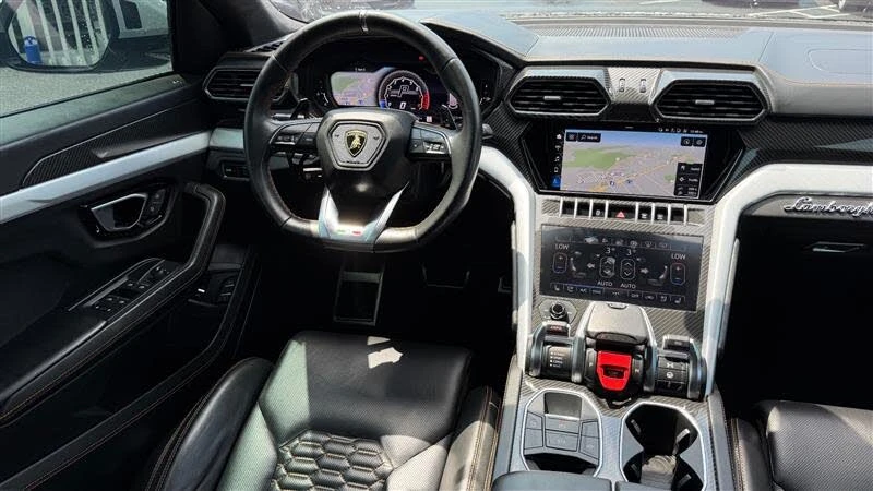 2020 Lamborghini Urus - Image 23 of 31
