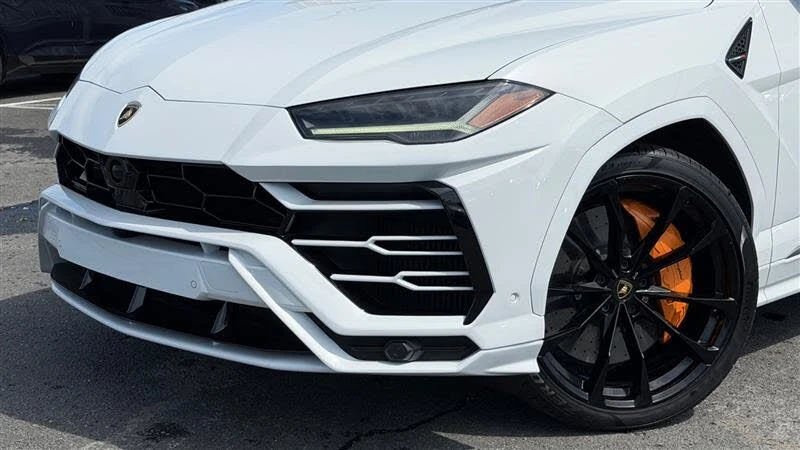 2020 Lamborghini Urus - Image 15 of 31