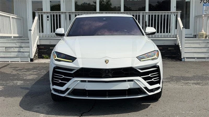 2020 Lamborghini Urus - Image 9 of 31