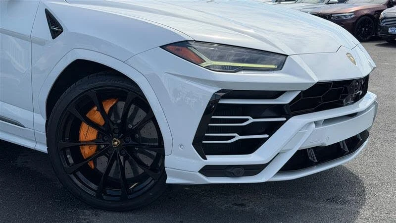 2020 Lamborghini Urus - Image 11 of 31