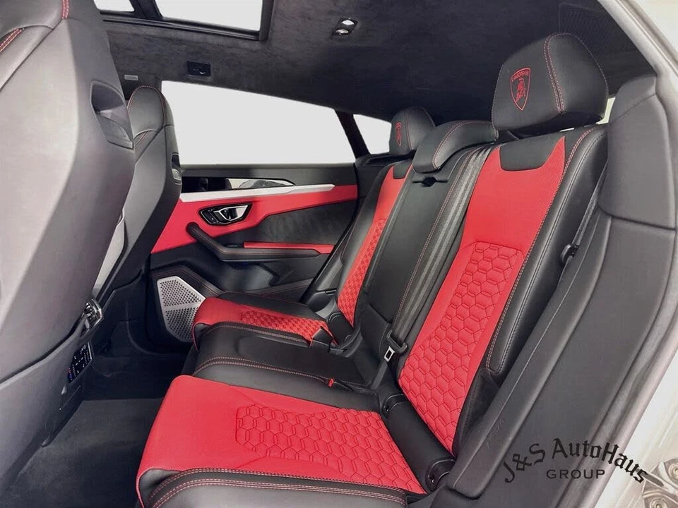 2020 Lamborghini Urus - Image 28 of 31