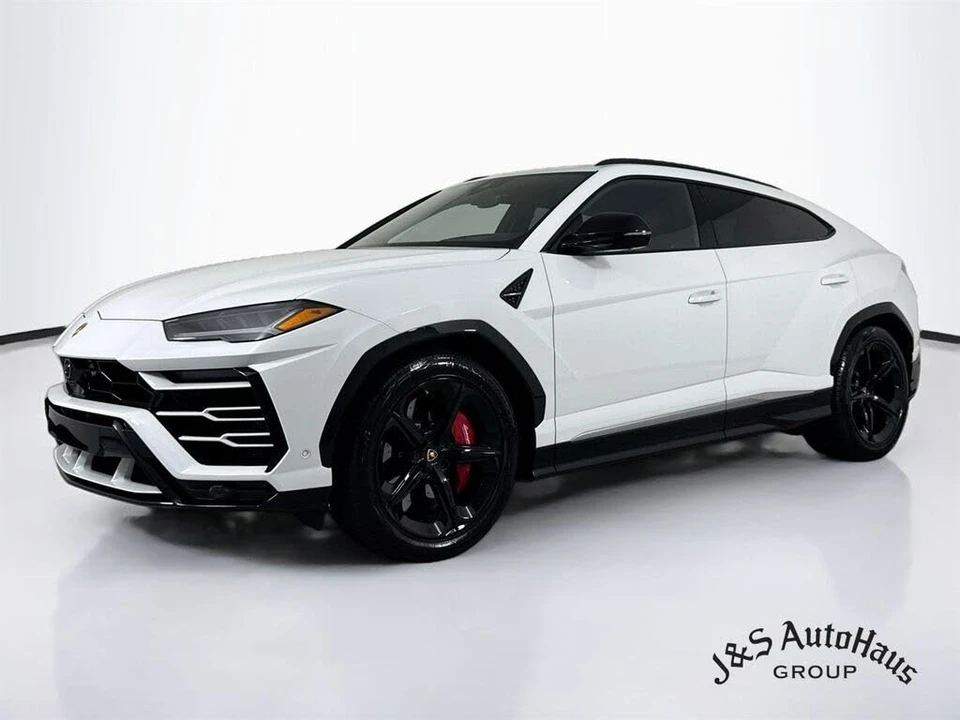 2020 Lamborghini Urus - Image 3 of 31