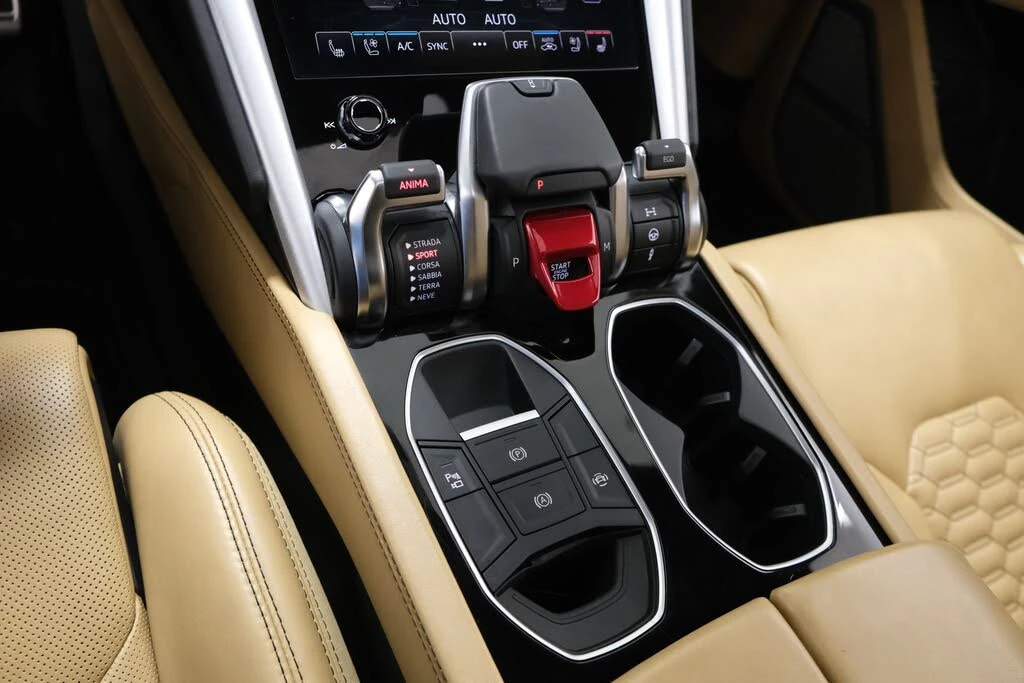 2020 Lamborghini Urus - Image 23 of 31
