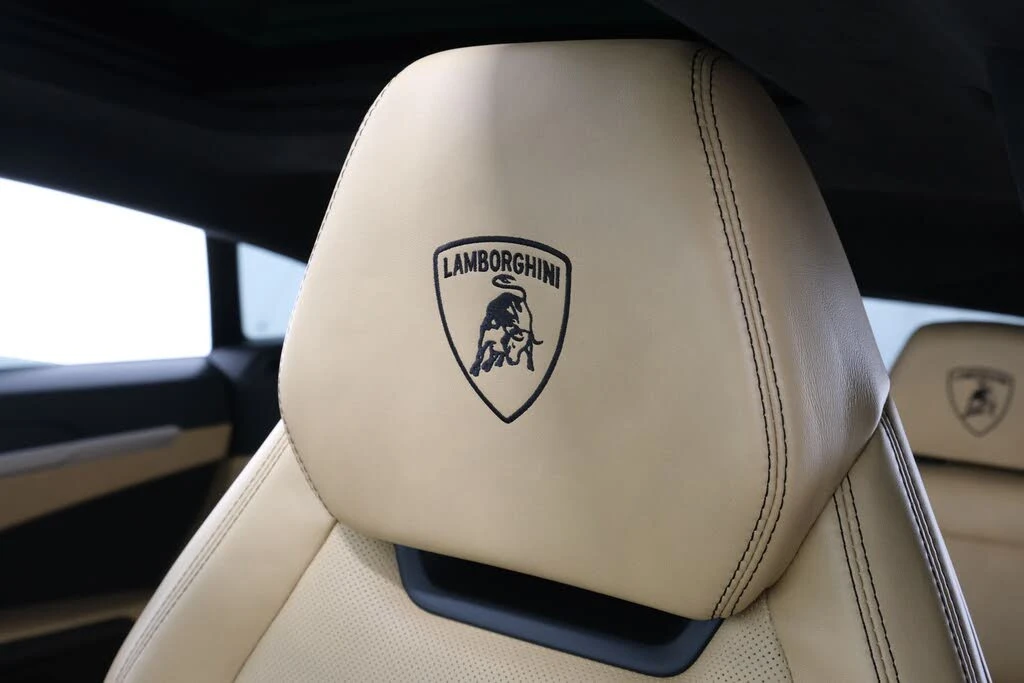 2020 Lamborghini Urus - Image 31 of 31