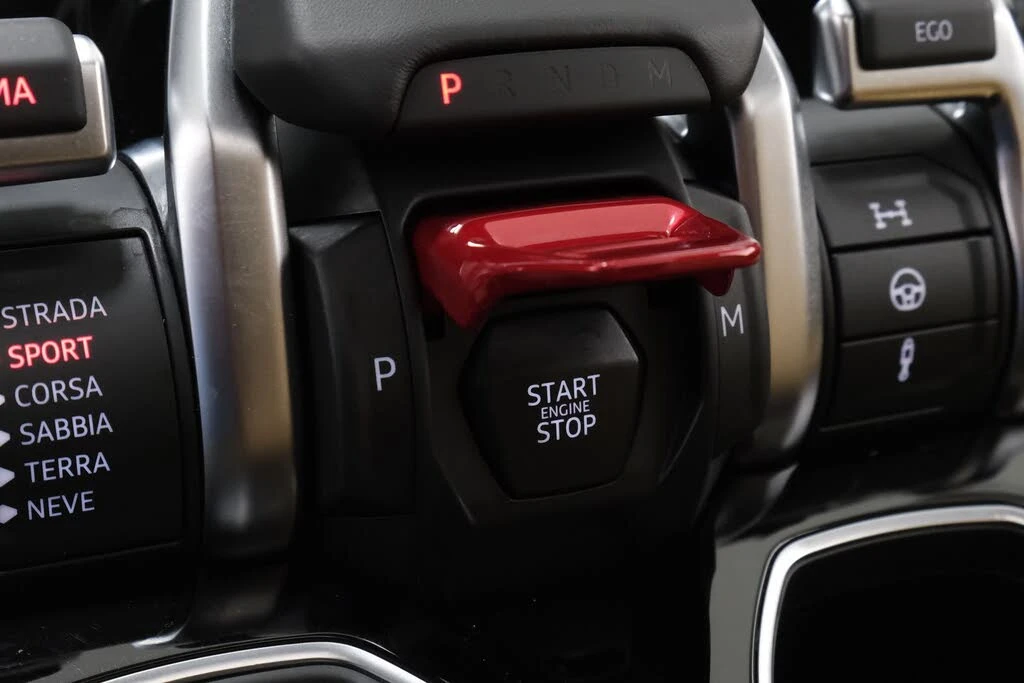 2020 Lamborghini Urus - Image 24 of 31