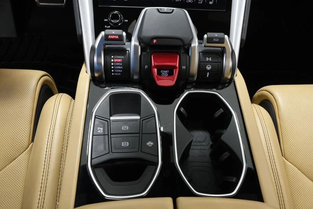 2020 Lamborghini Urus - Image 25 of 31