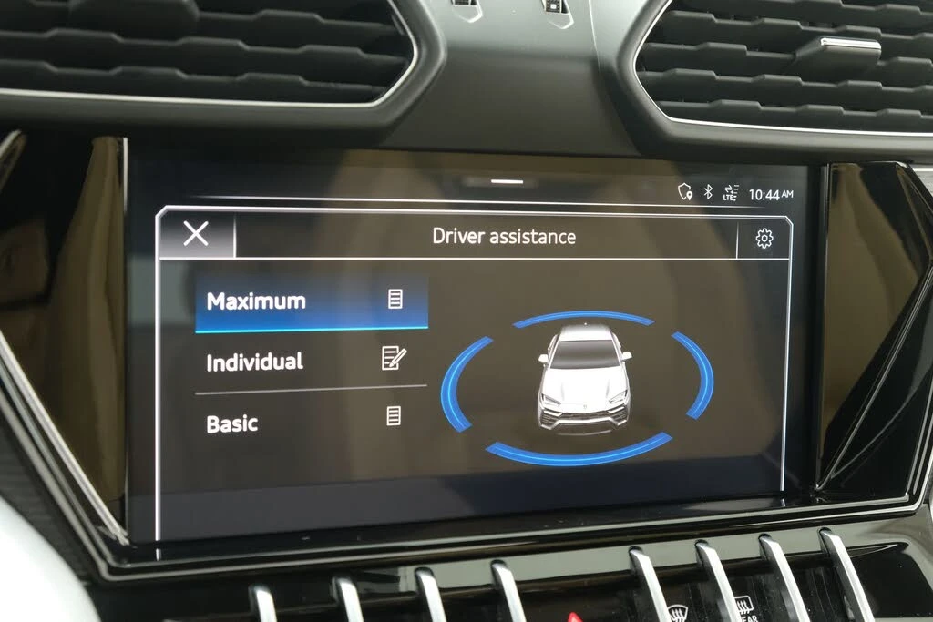 2020 Lamborghini Urus - Image 18 of 31