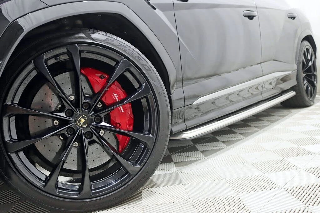 2020 Lamborghini Urus - Image 4 of 31