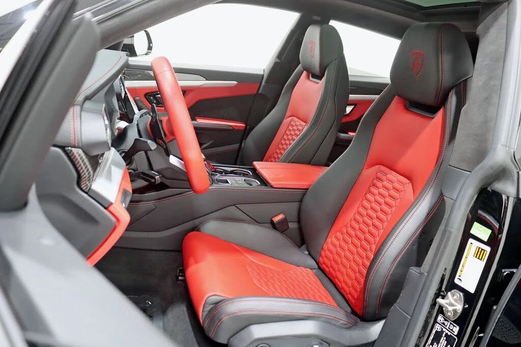 2020 Lamborghini Urus - Image 30 of 31