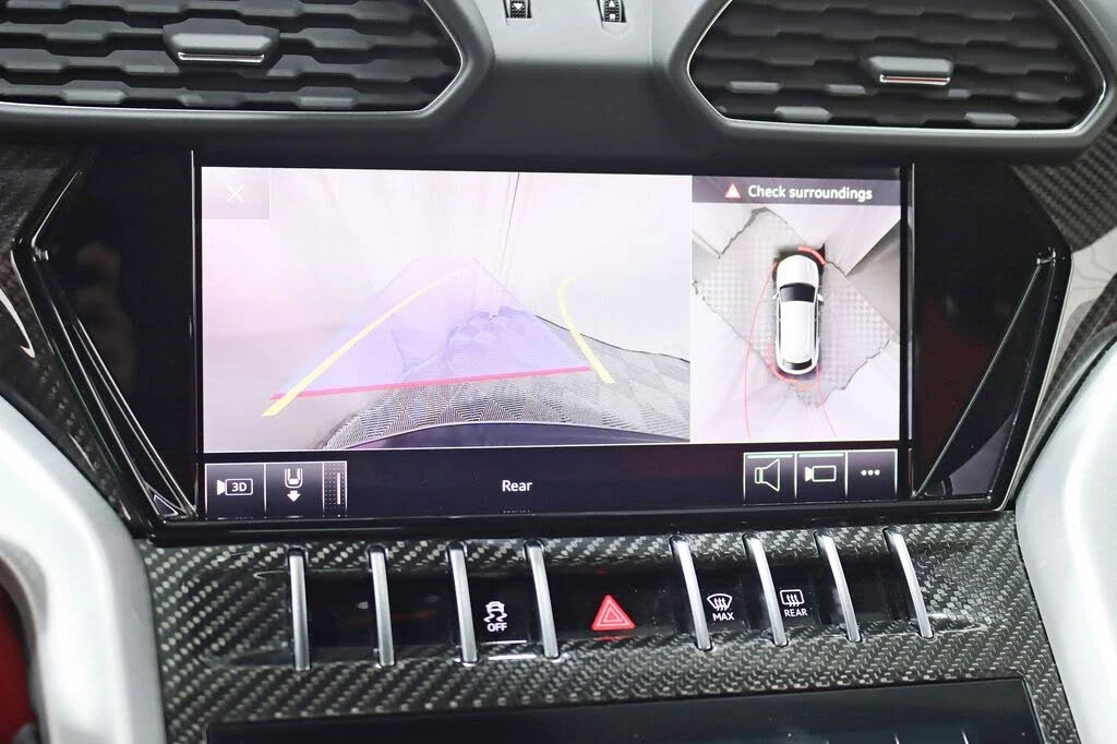 2020 Lamborghini Urus - Image 19 of 31