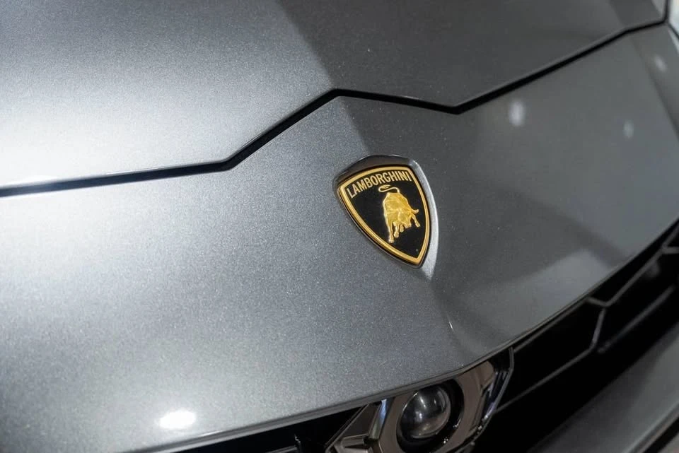 2020 Lamborghini Urus - Image 12 of 17