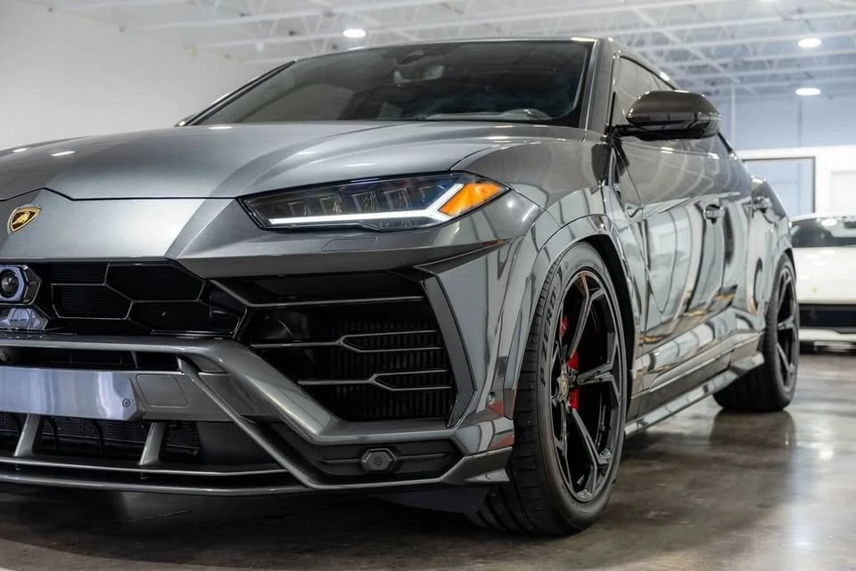 2020 Lamborghini Urus - Image 16 of 17