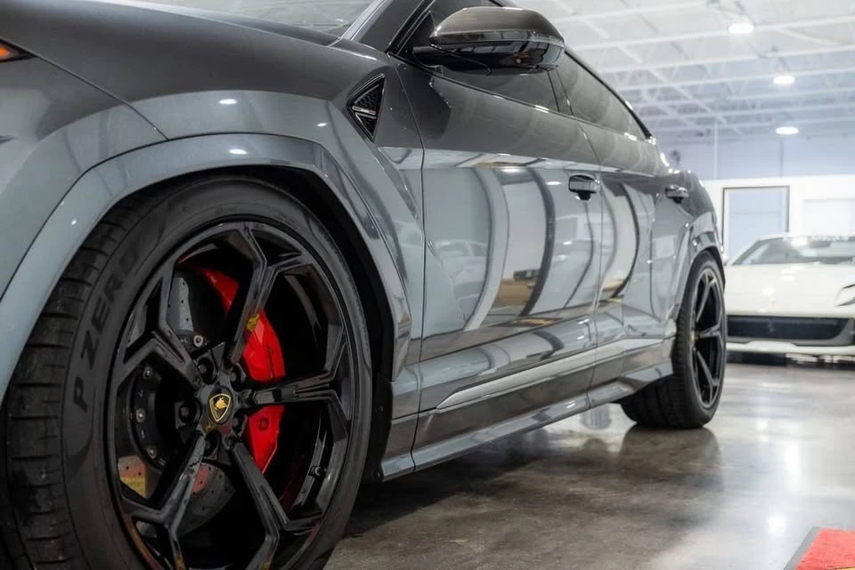 2020 Lamborghini Urus - Image 14 of 17