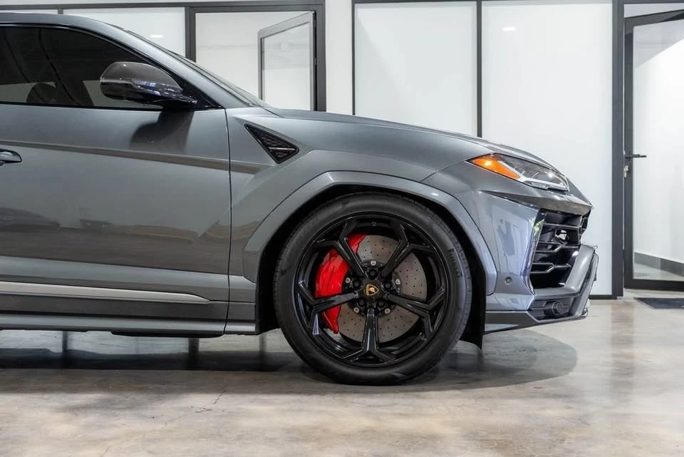 2020 Lamborghini Urus - Image 5 of 17