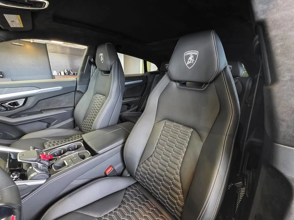 2020 Lamborghini Urus - Image 13 of 19
