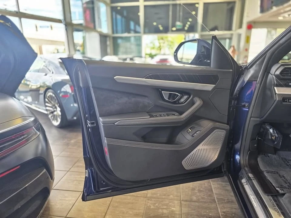 2020 Lamborghini Urus - Image 6 of 19