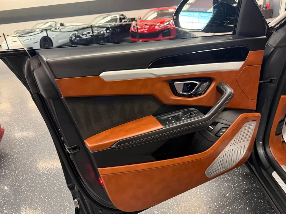 2020 Lamborghini Urus - Image 10 of 20