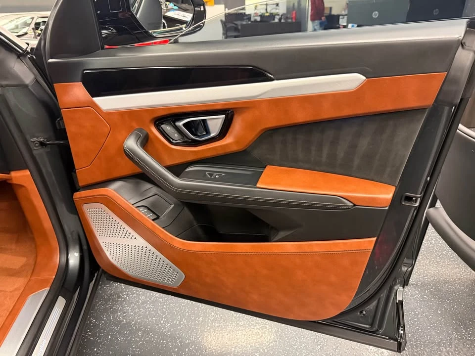2020 Lamborghini Urus - Image 17 of 20