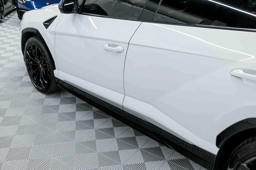 2020 Lamborghini Urus - Image 25 of 31