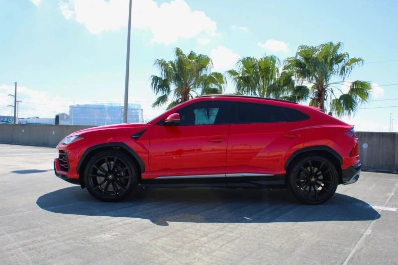2020 Lamborghini Urus - Image 4 of 12