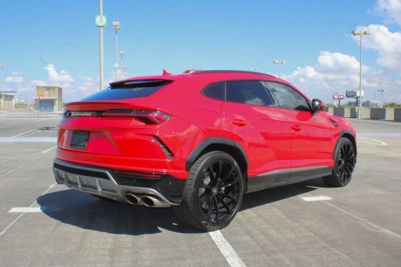 2020 Lamborghini Urus - Image 8 of 12