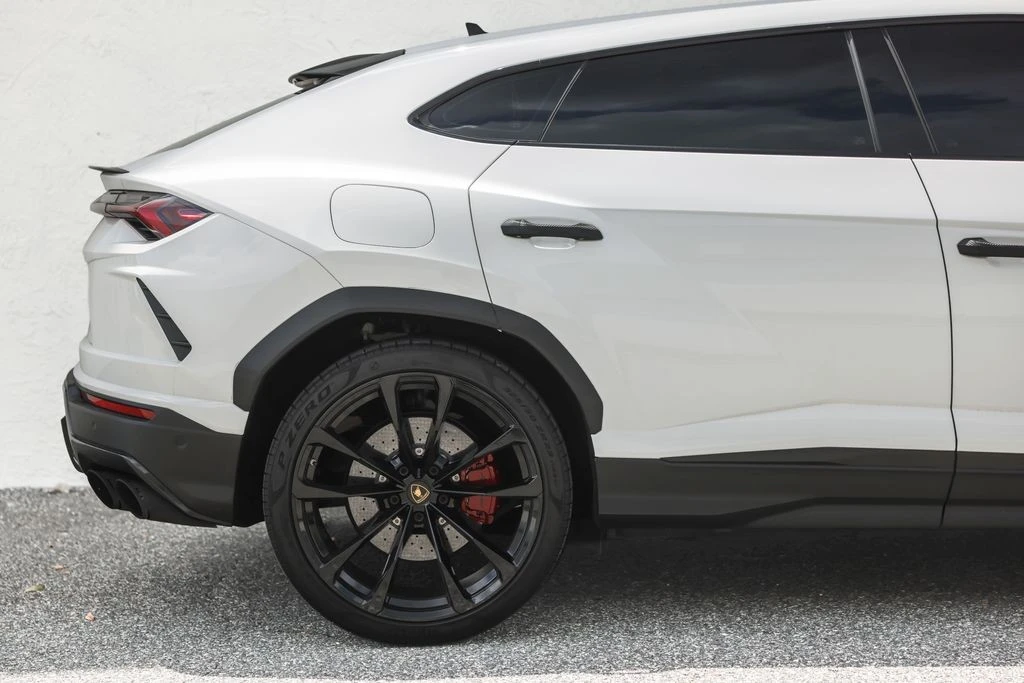 2020 Lamborghini Urus - Image 3 of 31