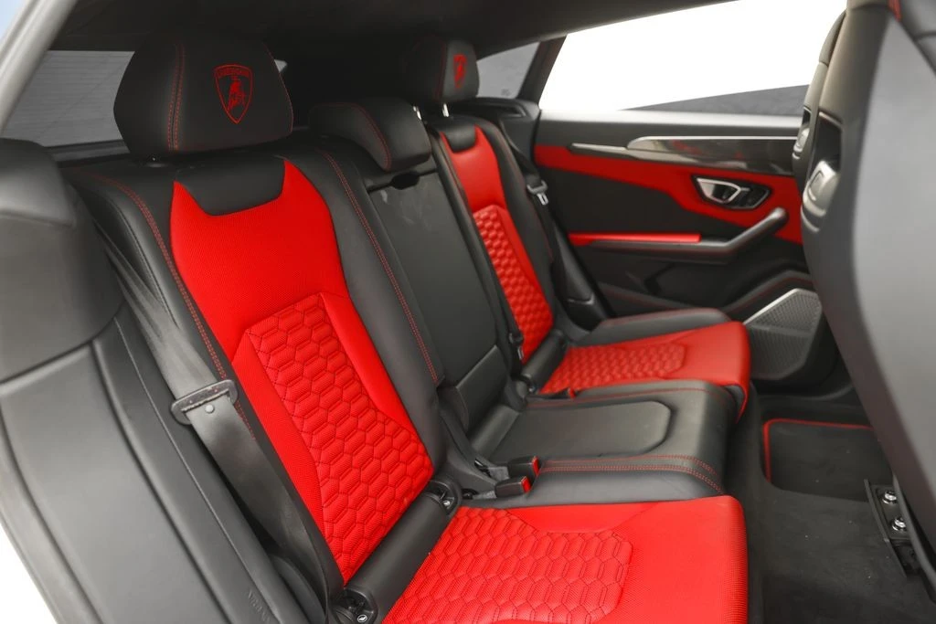 2020 Lamborghini Urus - Image 30 of 31