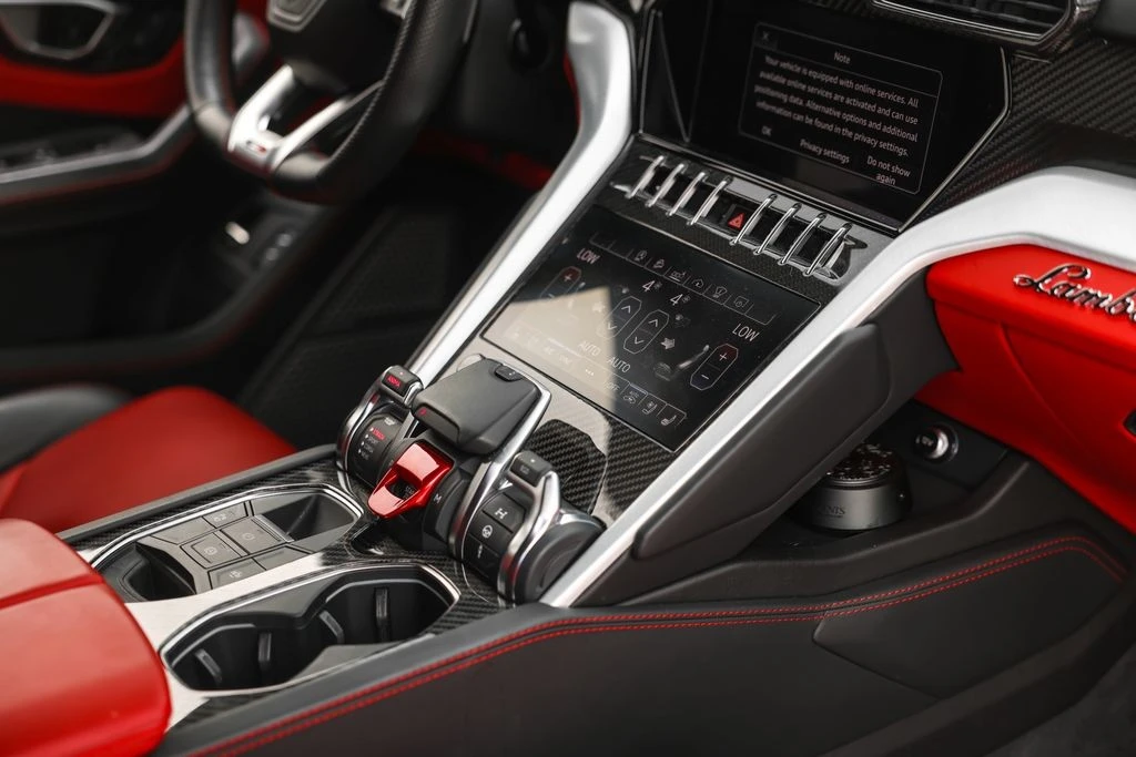 2020 Lamborghini Urus - Image 28 of 31