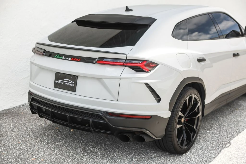 2020 Lamborghini Urus - Image 10 of 31