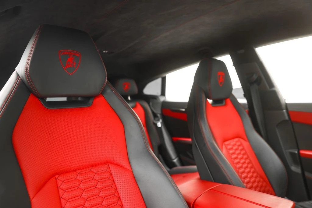 2020 Lamborghini Urus - Image 29 of 31