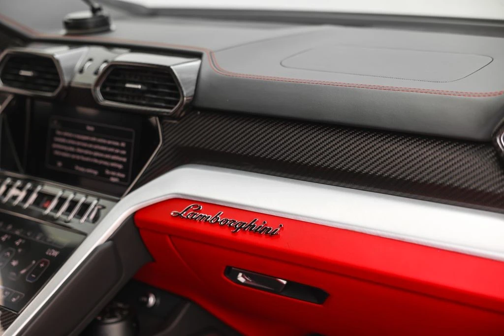 2020 Lamborghini Urus - Image 27 of 31