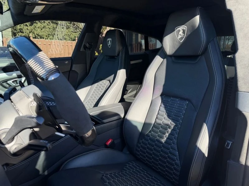 2020 Lamborghini Urus - Image 11 of 12