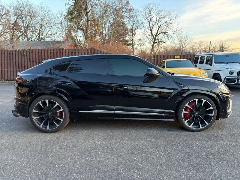2020 Lamborghini Urus - Image 7 of 12
