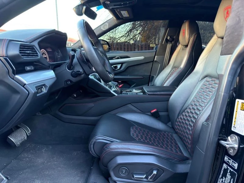 2020 Lamborghini Urus - Image 10 of 12