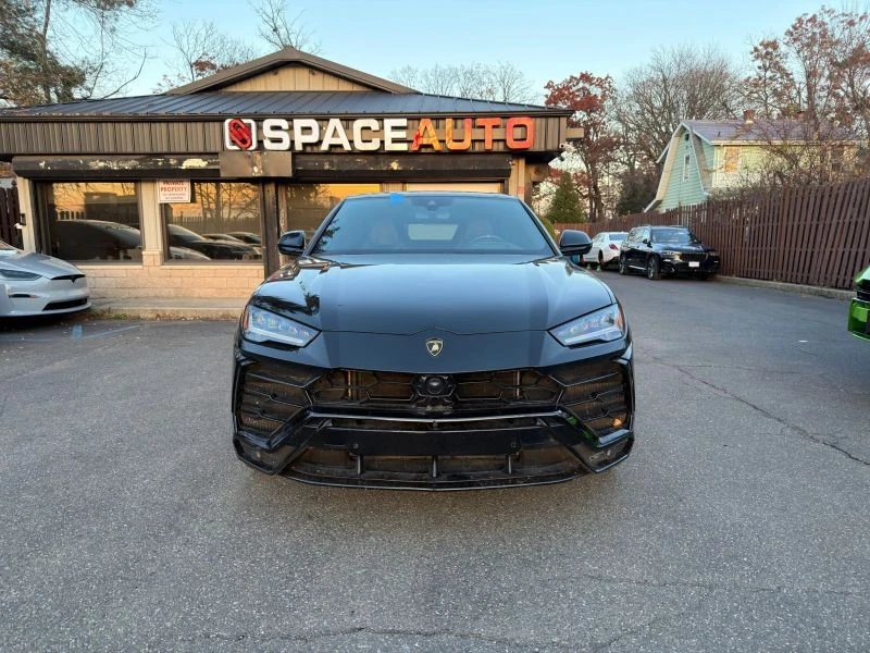 2020 Lamborghini Urus - Image 2 of 12
