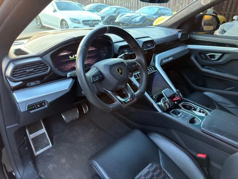 2020 Lamborghini Urus - Image 9 of 12
