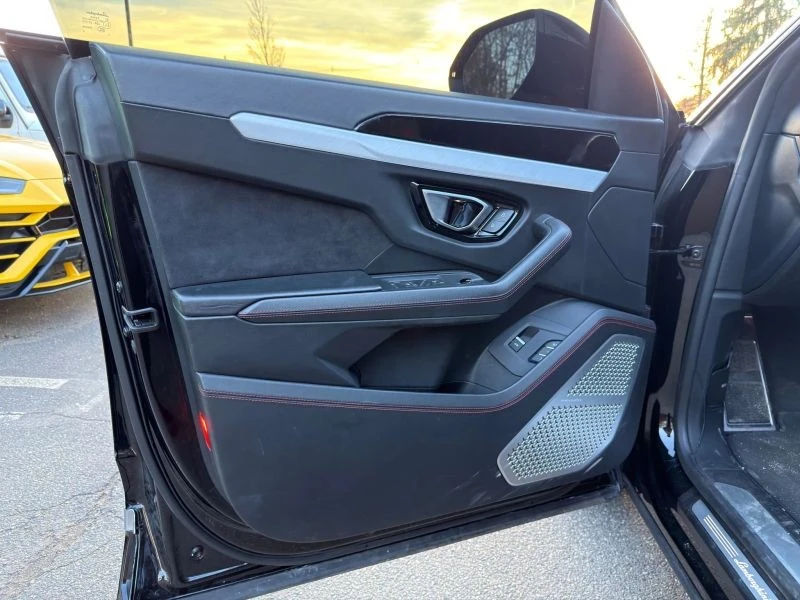 2020 Lamborghini Urus - Image 12 of 12