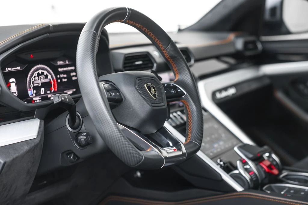 2020 Lamborghini Urus - Image 31 of 31