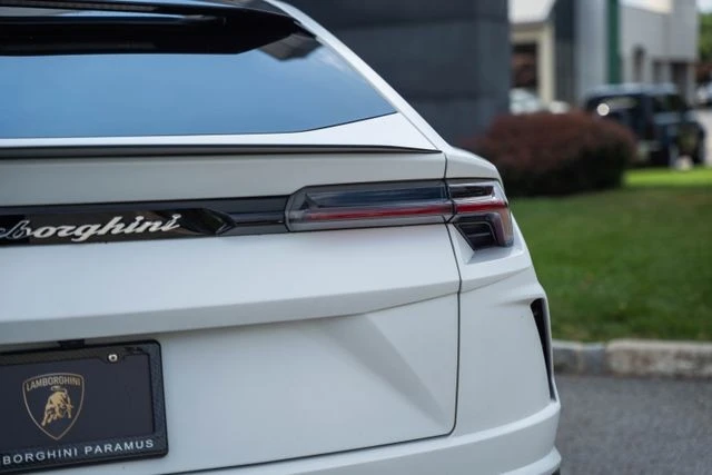 2020 Lamborghini Urus - Image 19 of 31