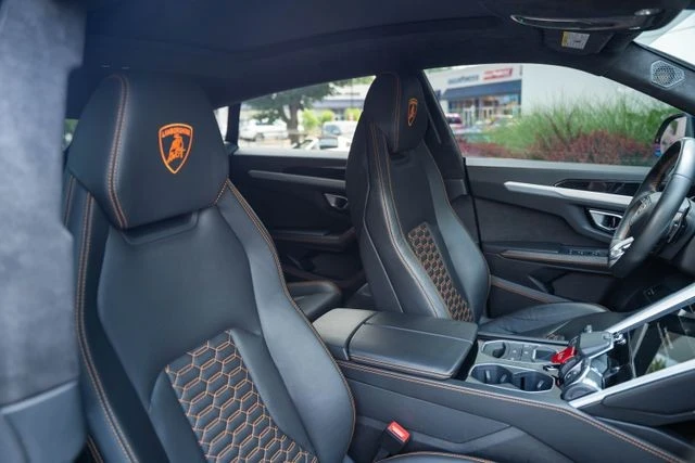 2020 Lamborghini Urus - Image 31 of 31