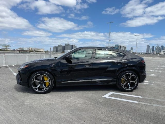 2020 Lamborghini Urus - Image 4 of 21