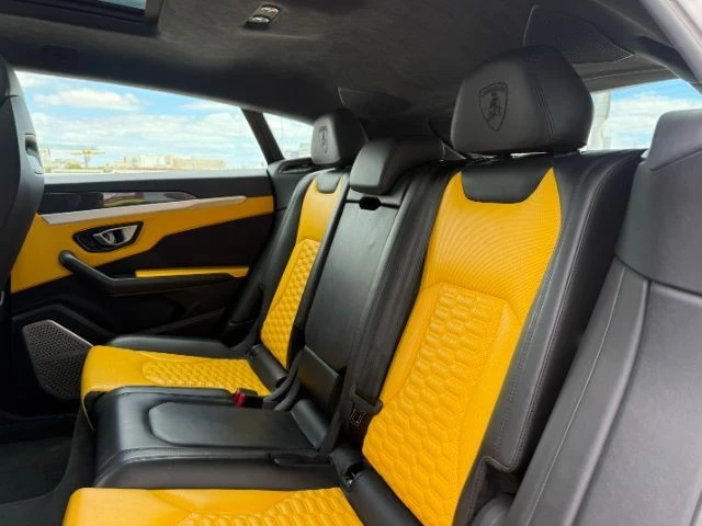 2020 Lamborghini Urus - Image 19 of 21