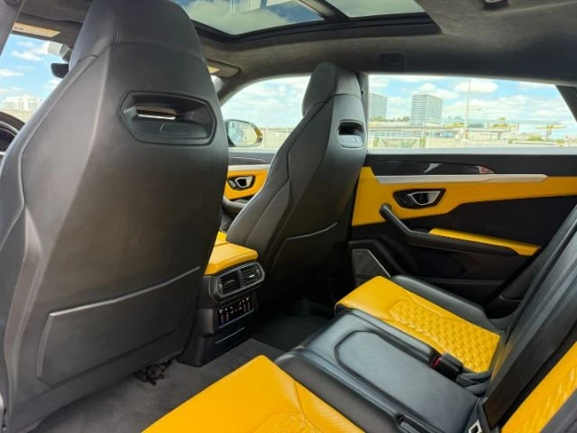 2020 Lamborghini Urus - Image 17 of 21