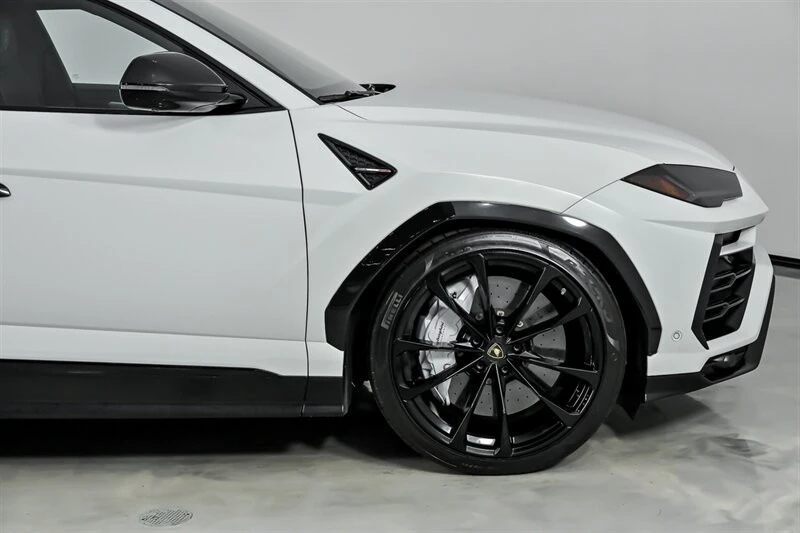 2020 Lamborghini Urus - Image 15 of 21