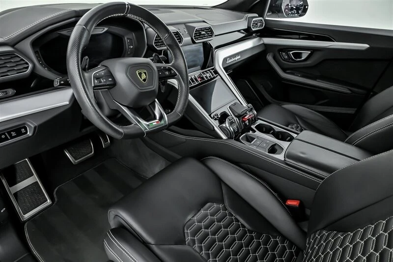 2020 Lamborghini Urus - Image 21 of 21