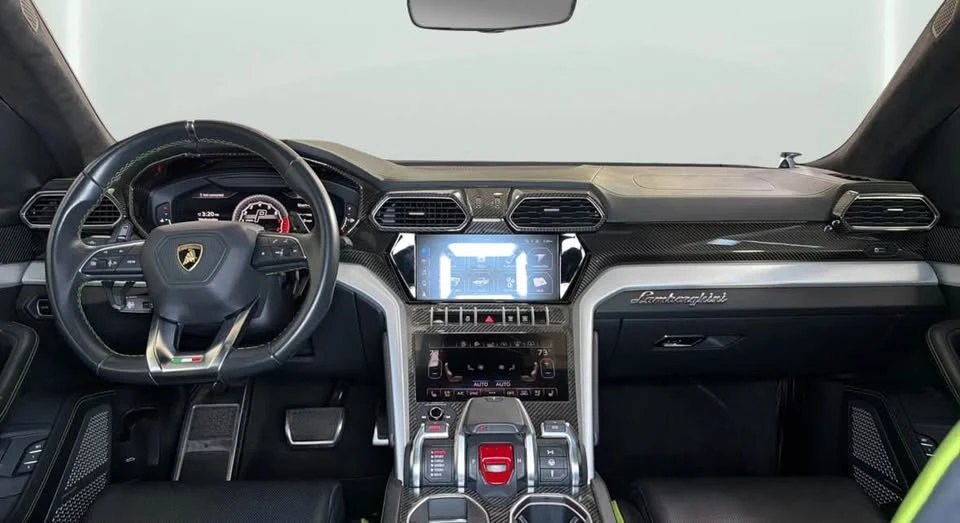 2020 Lamborghini Urus - Image 4 of 5