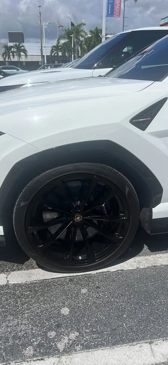 2020 Lamborghini Urus - Image 2 of 2