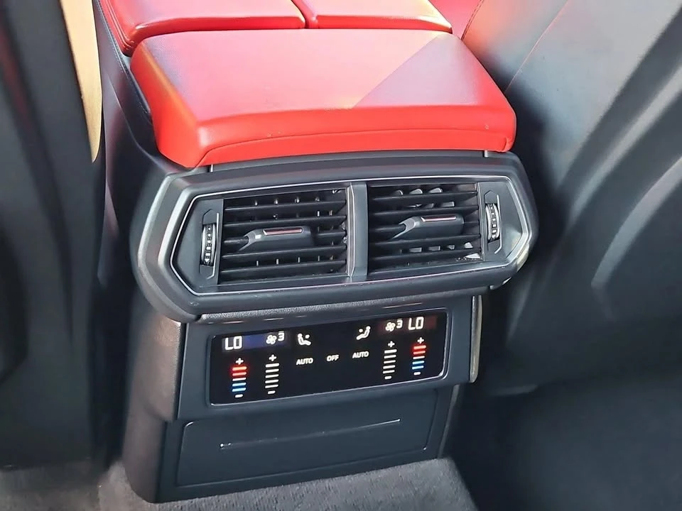 2020 Lamborghini Urus - Image 18 of 20
